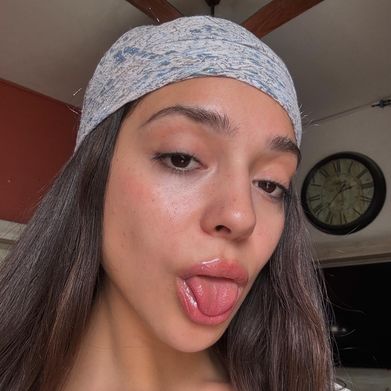 Yanina 𝓖𝓲𝓻𝓵 💟 (yanina_girlvip) Profile Photo Added 2025-02-12