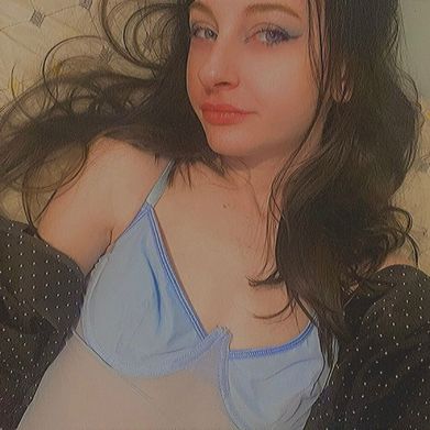 xpetitepeachx🍑😋 (xpetitepeachx) Header Photo Added 2025-08-16