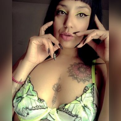 Brensh 🦋 (brenshii0404) Profile Photo Added 2025-05-18