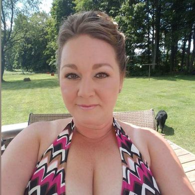 ND Hotwife (ndhotwife) Profile Photo Added 2025-02-10