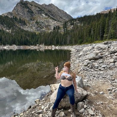 Miss Piggy (pinklikemisspiggy) Header Photo Added 2025-10-24