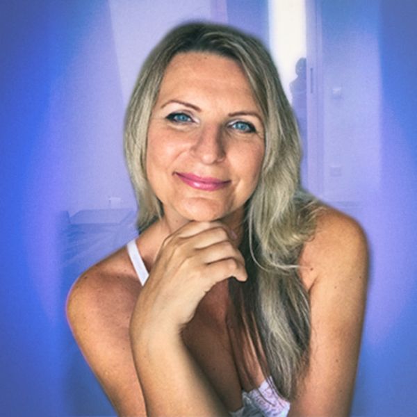 Veronika Růžičková 🥂 (veru.ruze) OnlyFans profile photo