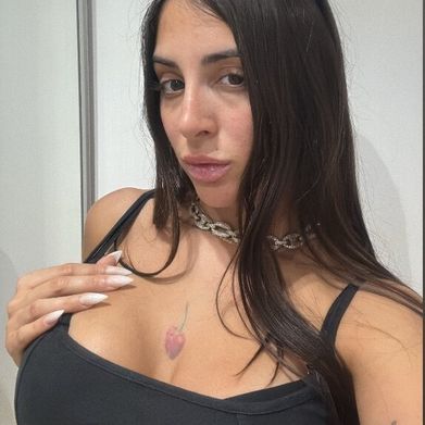 Lucia Reini 🧚🏻‍♀️ (luciareini) Profile Photo Added 2025-11-26