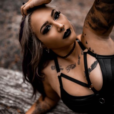 Violet Vixen (violetannvixen) Profile Photo Added 2024-09-14