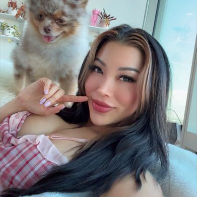 OnlyFans Model MelliBunni 🍓 Your Petite Asian Waifu (mellibunni) Profile Image