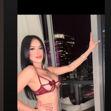 Danna (dannats96) Header Photo Added 2025-02-03