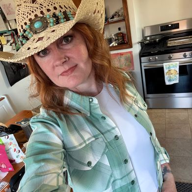 Ashley Zeutzius (bigred268504) Profile Image