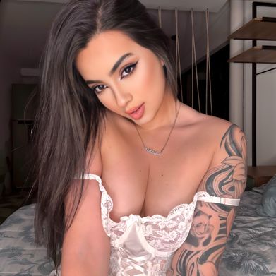 OnlyFans Model Gwen Puprles 🍑💓 (cutiegwen) Profile Image