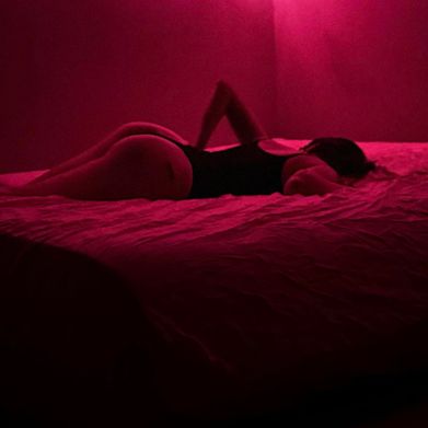 Poisonn (toxxiiccbabyy) Header Photo Added 2025-08-25