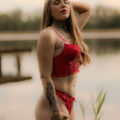 ℒ𝑒𝒶 (leamecklenburg) Profile Photo Added 2024-08-22