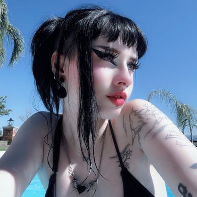 Mary 🖤🦇 (marythevamp) Profile Photo Added 2024-09-03