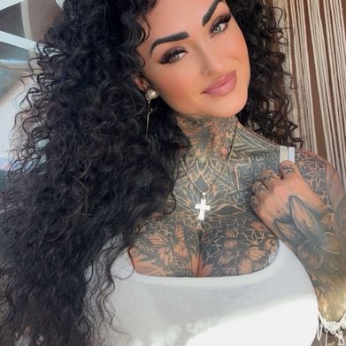 Lottchen (lottchen.ink) Profile Photo Added 2025-06-20