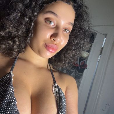 Seyvn (sexyseyvn) Profile Photo Added 2025-09-25