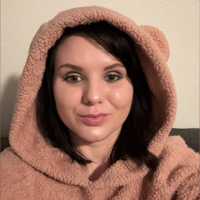 Bella 💝 Added Photo on 2024-11-28