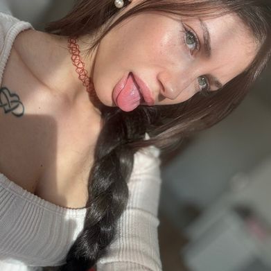 Peachypaulina (peachypaulina) Profile Photo Added 2025-06-09