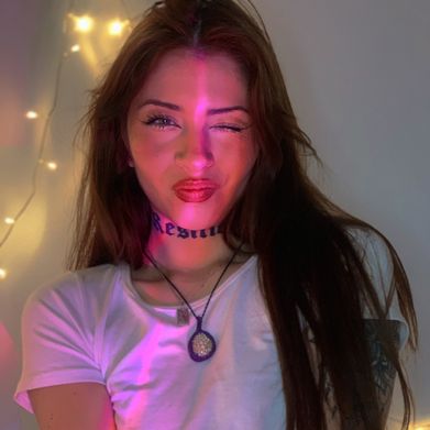 Leila 🍓 (yourfavleila) Profile Photo Added 2025-02-20