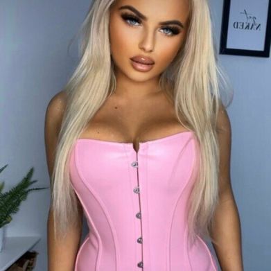 OnlyFans Model Scarlett Fox | Naughty Blonde (scarlettfoxvip) Profile Image