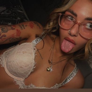 OnlyFans Model Mo BRAT💋 (pr1nc3sspeachh) Profile Image