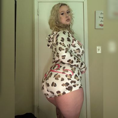 Brazy baby💋 (thickassbrazy2.0) Profile Photo Added 2025-04-16