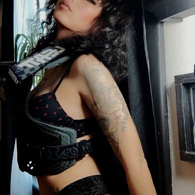 Lola Added Photo on 2025-03-13