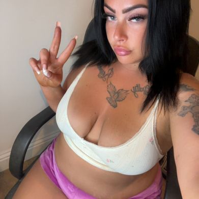 SnowBunniem (u503318025) Profile Photo Added 2025-07-02