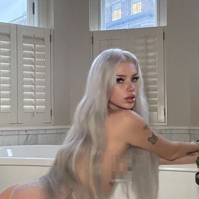 Jula 🖤🎀 (julamayanaa) Header Photo Added 2024-09-08