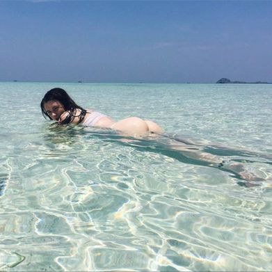 annie 💞 (annieella) Header Photo Added 2025-09-14