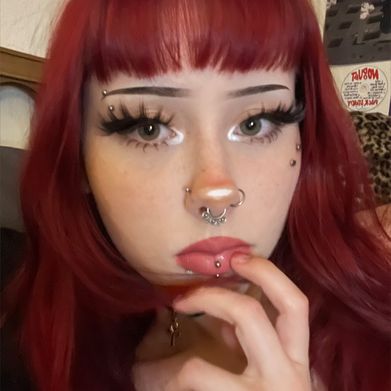 OnlyFans Model Amber<3 (amberr.star) Profile Image