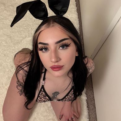 OnlyFans Model Holly Ghoul (holly.ghoul) Profile Image