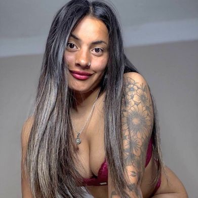 𝙅𝙐𝙄𝘾𝙔 𝙎𝙋𝙄𝘾𝙔 𝙇𝘼𝙏𝙄𝙉𝘼 🌶️❤️ (natural_latinbaby) Profile Photo Added 2025-10-10