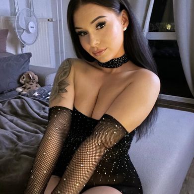 Sweet Leyla (sweeetleyla) Profile Photo Added 2025-02-14